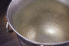 Dekorativer Sektkühler CHAMPAGNE 80cm antik silber handmade Metall Flaschenkühler