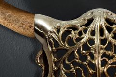 Extravagante Wanddekoration EXOTIC BULL 60cm gold Mangoholz Stierkopf