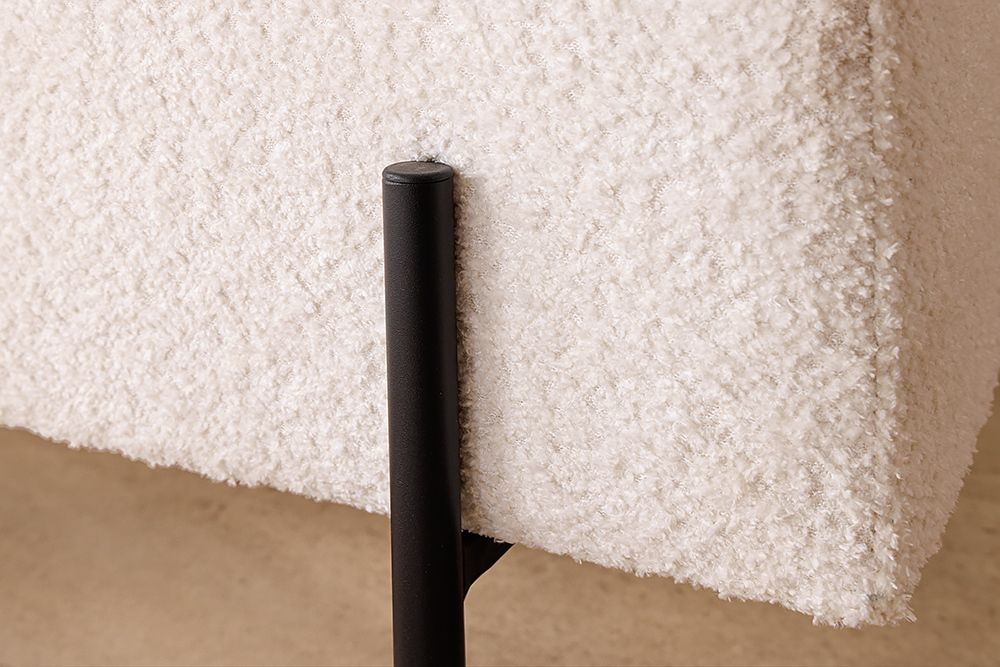 Moderne Truhenbank LOFT 100cm weiß Bouclé Sitzbank mit Stauraum gepolstert schwarz Metall