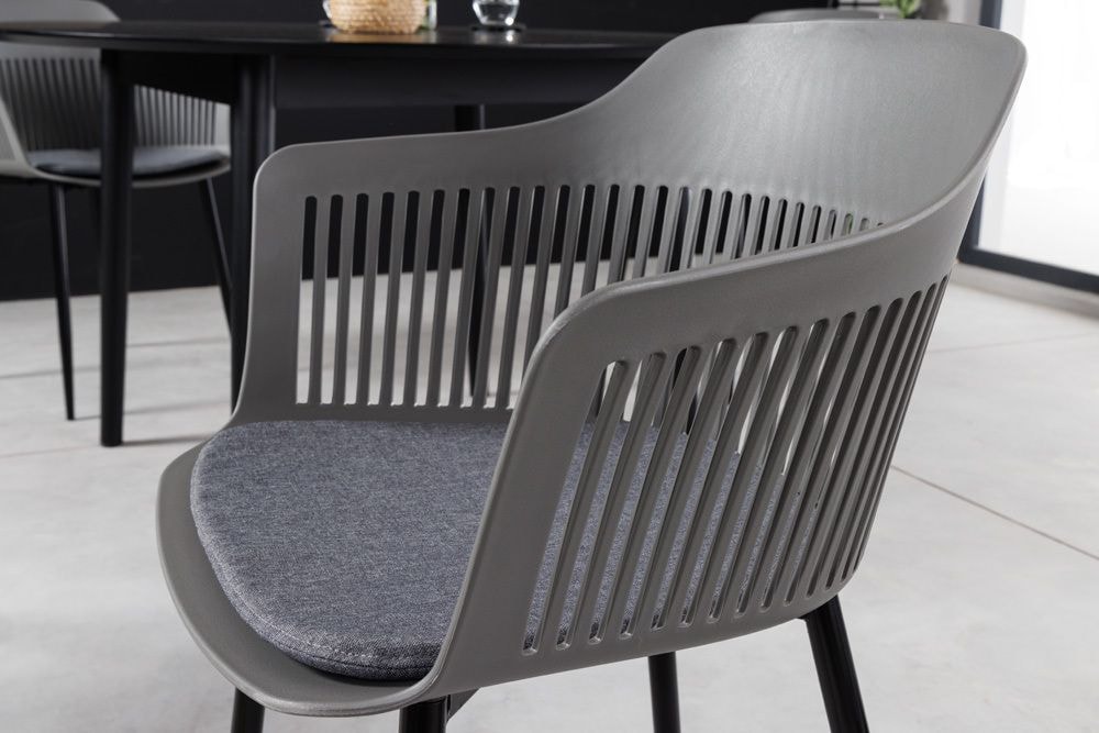 Design Stuhl AIRE grau Kunststoff Stahlgestell Indoor Outdoor inkl. Kissen