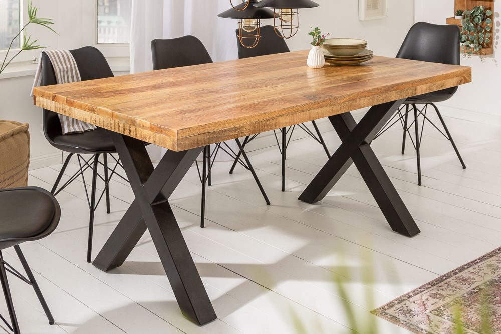 Massiver Esstisch IRON CRAFT 140cm Mangoholz schwarz Metall Industrial Design