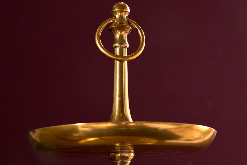 Design Etagere ORIENT 65cm gold im Wild Hammerschlag mit drei Etagen