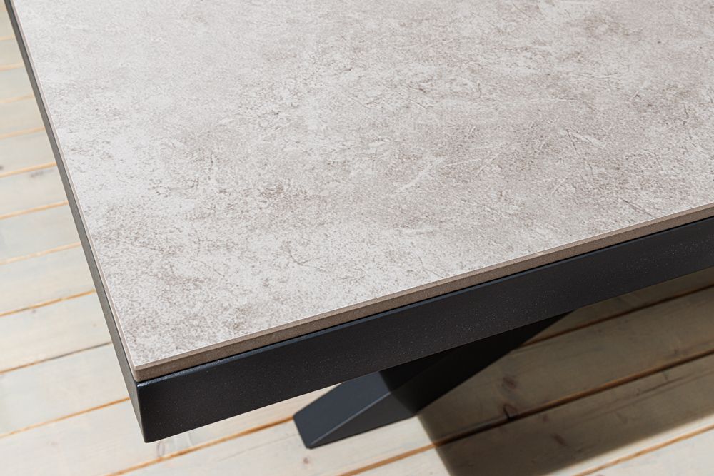 In- und Outdoor Esstisch GALAXIE 160cm hellgrau Keramik anthrazit Aluminium