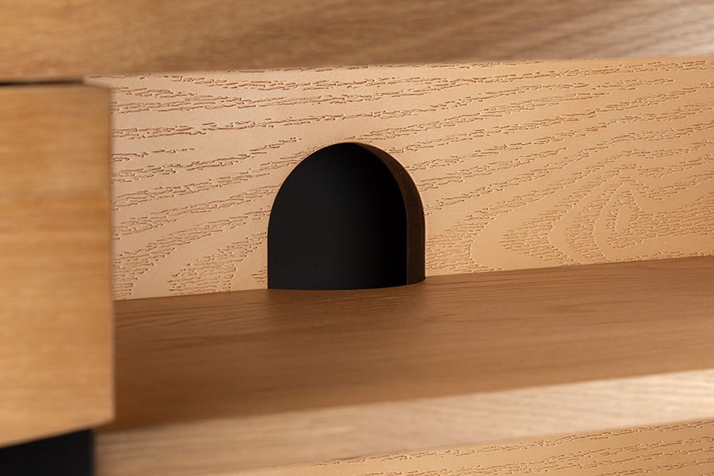 Hängendes TV-Lowboard LIVING EDGE 160cm natur schwarz Wildeiche geölt Baumkante