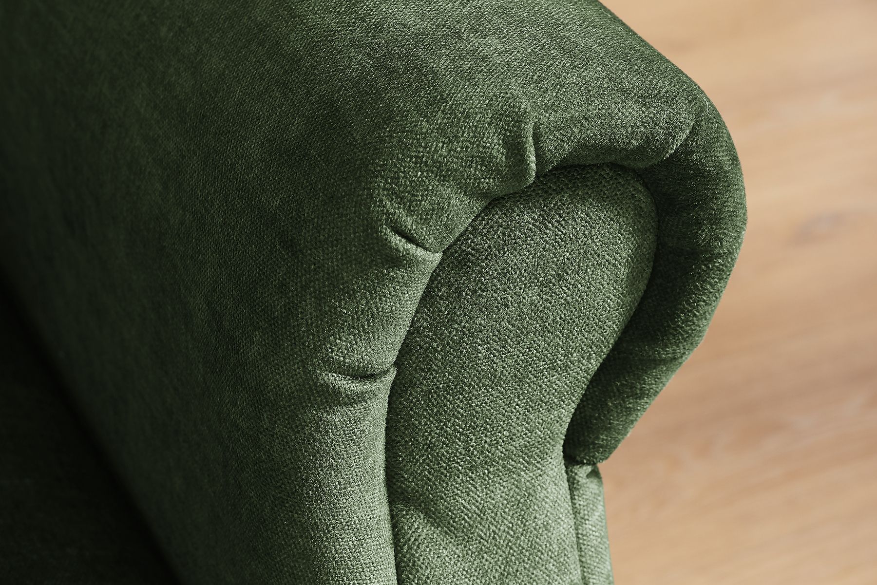 Schlafsofa MAISON BELLE AFFAIRE 220cm moosgrün Vogue Seiden Samtstoff 3-Sitzer