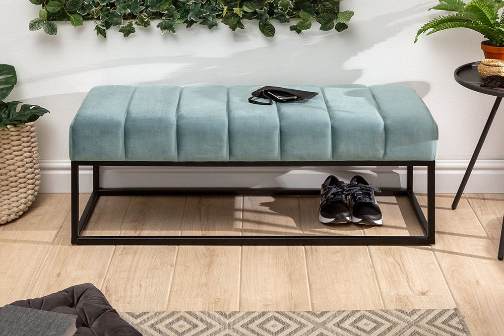 Moderne Sitzbank PETIT BEAUTÉ 110cm salbei mint Samt schwarzes Gestell