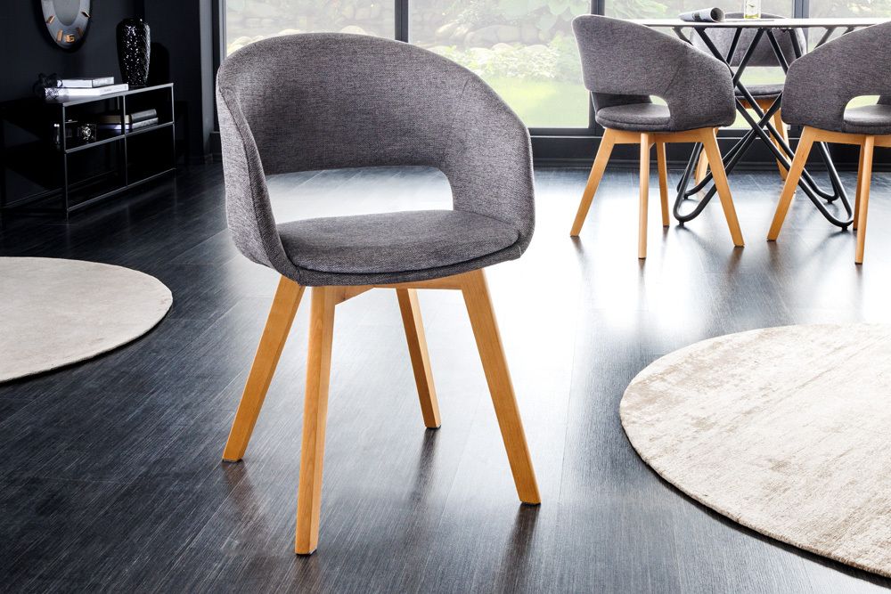 Design Stuhl NORDIC STAR grau Strukturstoff Massivholz mit Armlehne gepolstert