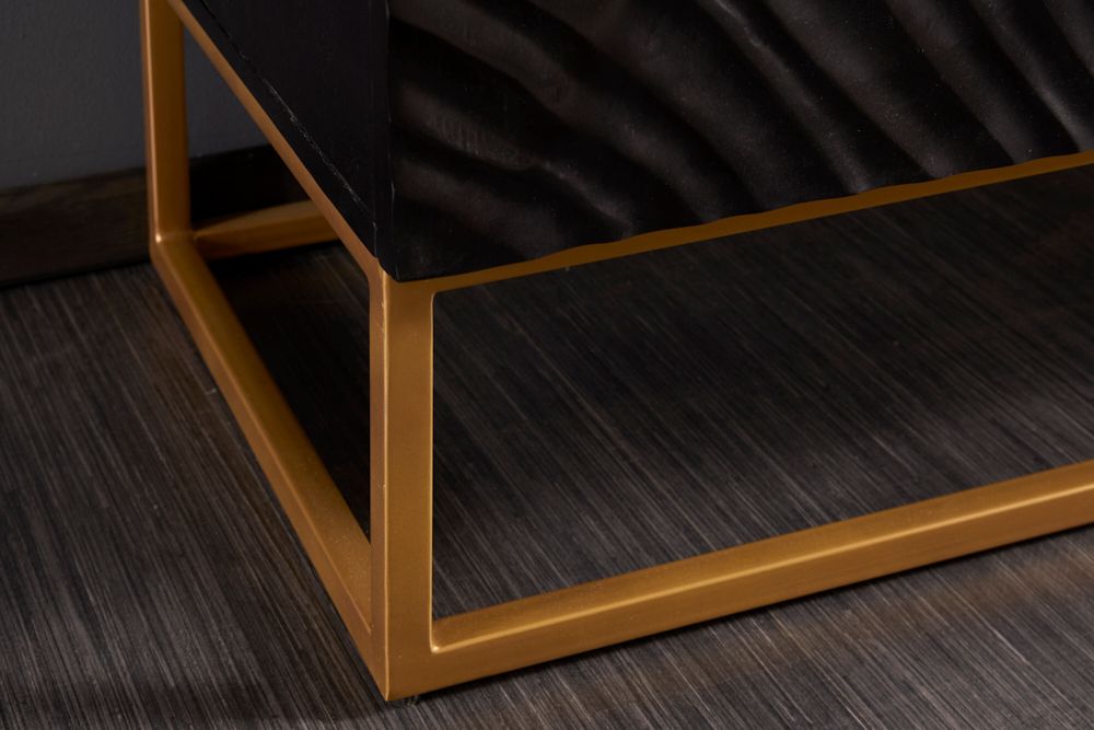 Massives Highboard SCORPION 120cm schwarz Mangoholz aufwendige 3D Schnitzereien