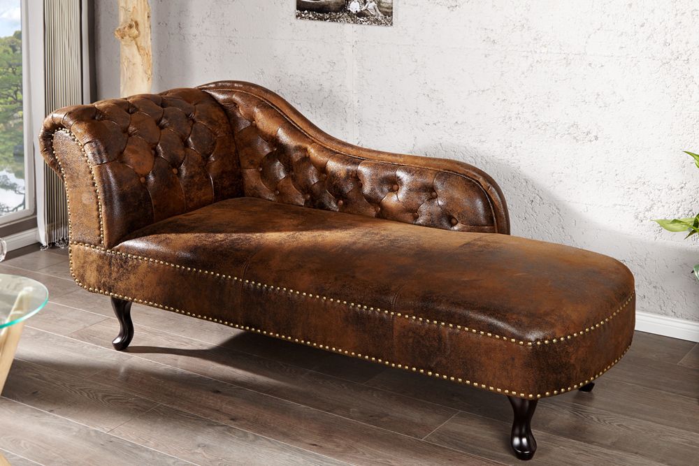 Chesterfield Récamière 170cm antik braun mit Knopfheftung und Nietenbesatz