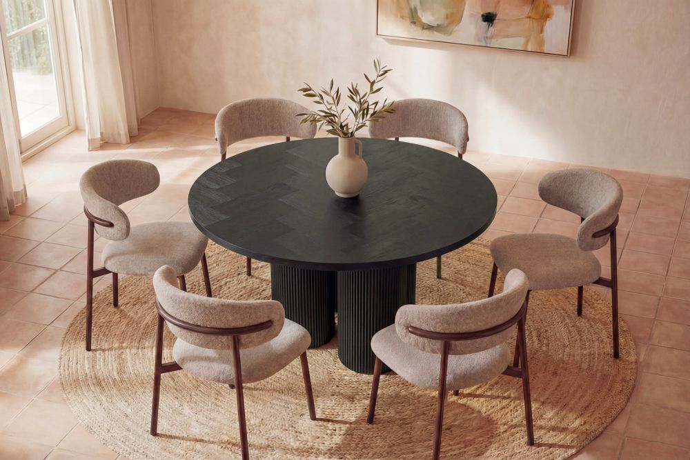 Design Esstisch BABYLON 120cm schwarz Fischgrät Eiche rund mit drei Säulenfüßen