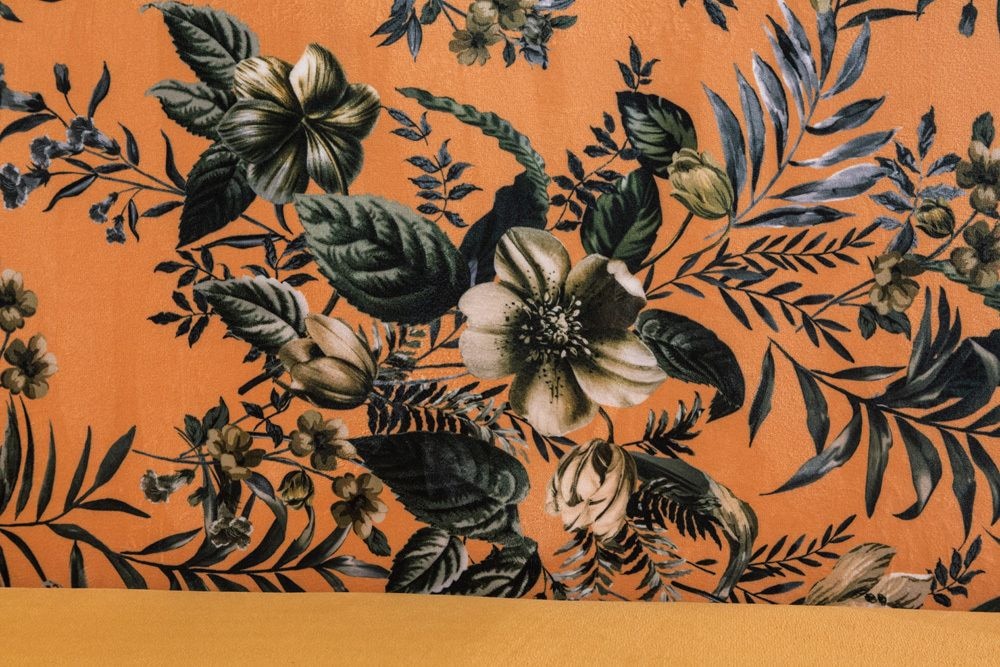 Design Bank PRÊT-À-PORTER gelb Samt florales Muster und goldene Fußkappen