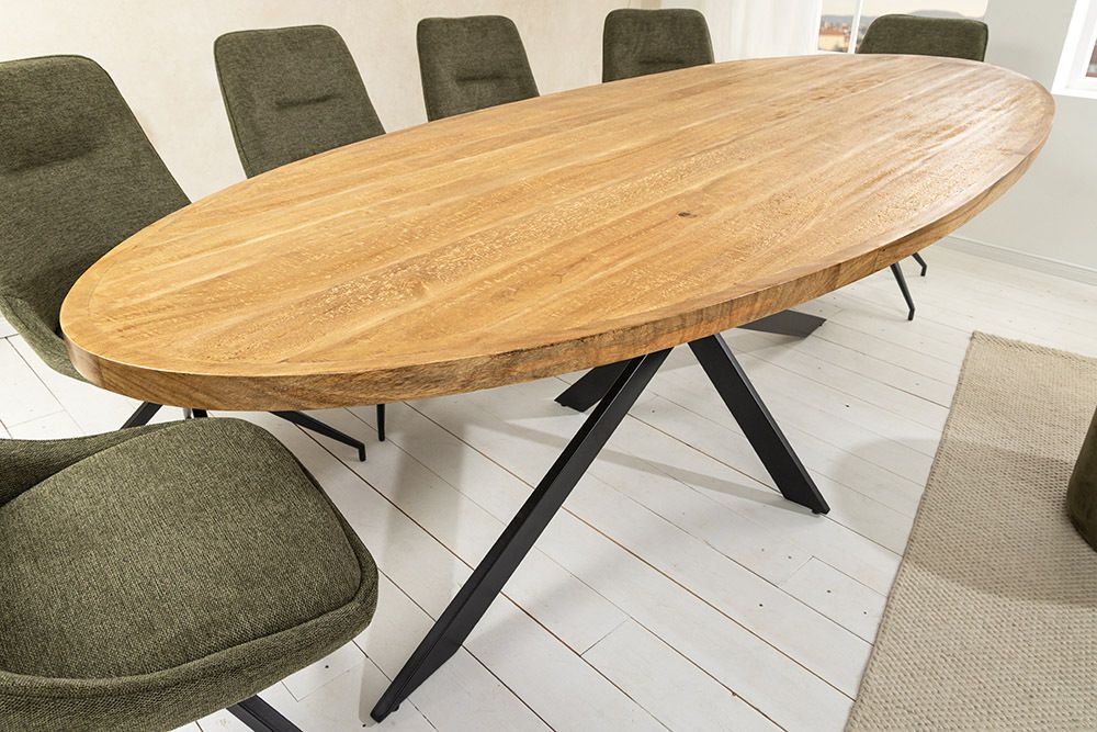 Massiver Esstisch GALAXIE 240cm braun Mangoholz oval schwarz Eisen Sterngestell