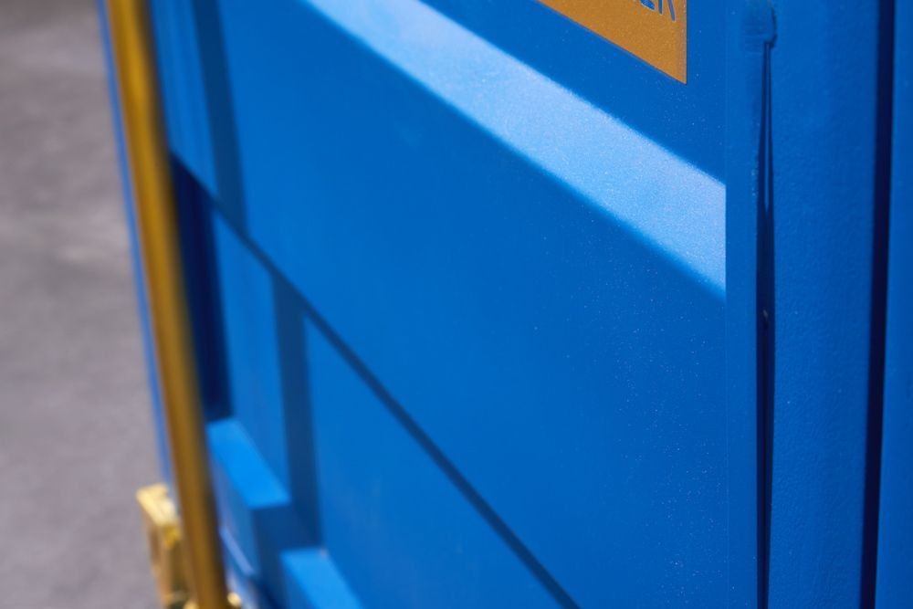 Design Barschrank Container GLOBETROTTER 180cm blau Weinregal Upcycling
