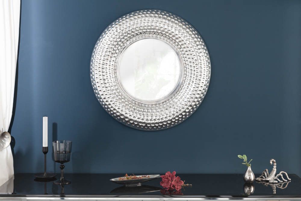 Handgearbeiteter Wandspiegel ORIENT 60cm silber im Hammerschlag Design aus Metall