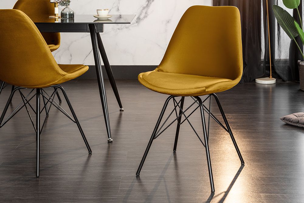 Design Stuhl SCANDINAVIA MEISTERSTÜCK senfgelb Samt schwarze Metallbeine