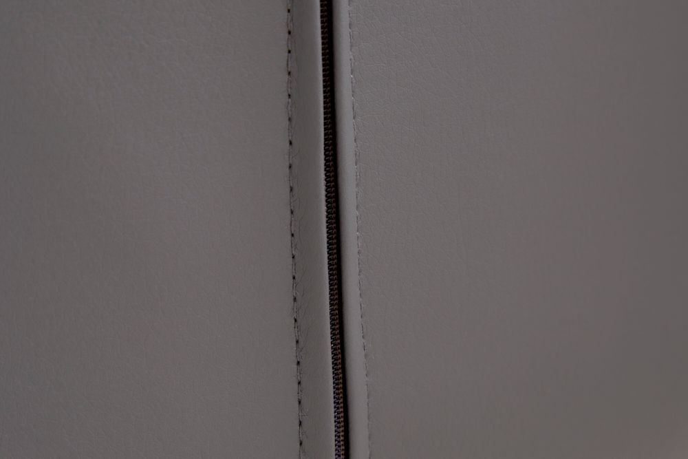 Design Stuhl DIVANI dunkelgrau Metallgestell schwarz im Retro Stil