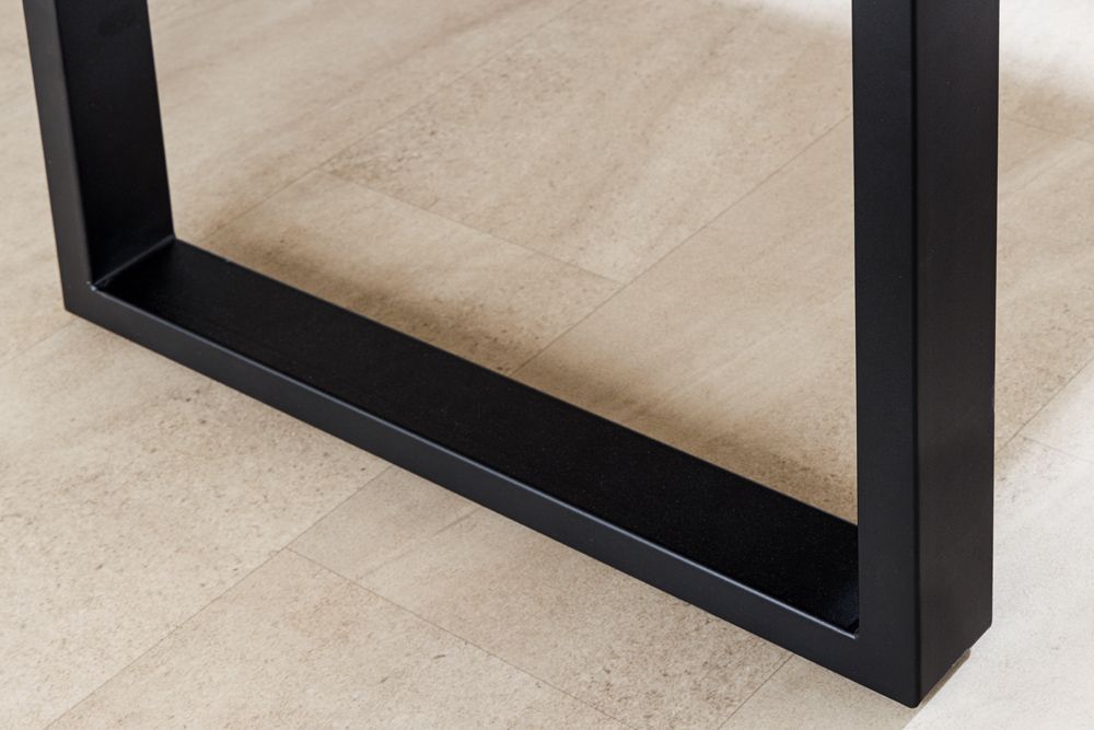 Massiver Esstisch WILD OAK 160cm natur schwarz Wildeiche Baumkante U-Gestell Metall