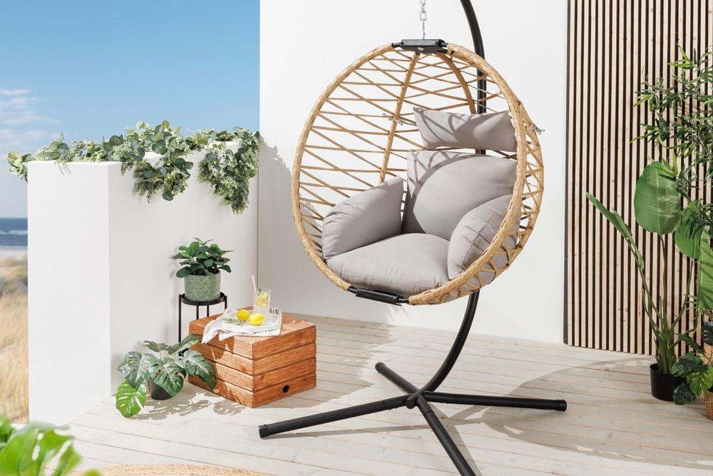In- und Outdoor Hängesessel IBIZA natur beige Rattan mit Gestell wetterfest inkl. Kissen