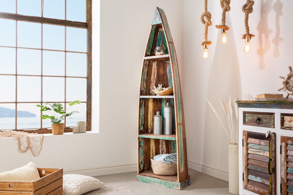 Dekoratives Bootsregal JAKARTA 190cm bunt Massivholz aus recycelten Fischerbooten Bücherregal