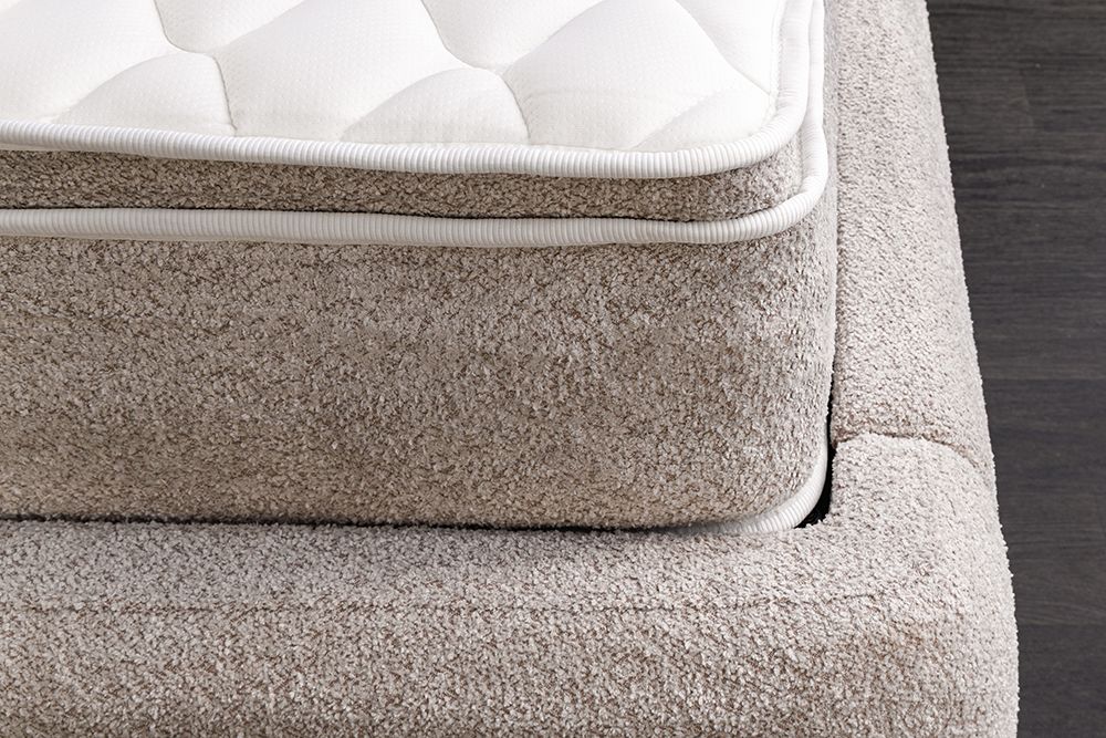 Modernes Boxbett ART DECO 180x200cm greige Bouclé mit Stauraum Matratze und Topper