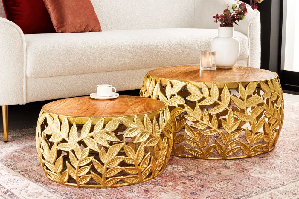 Rundes 2er Set Couchtische ABSTRACT LEAF 70cm natur gold Massivholz Akazie Metall Blatt-Design