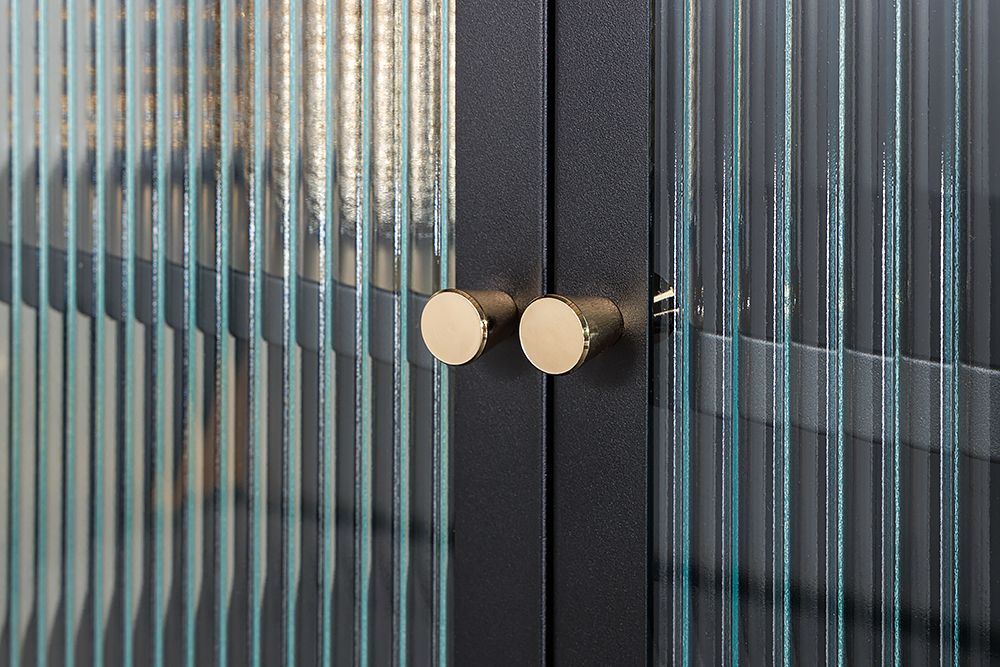 Moderne Vitrine PARIS 180cm schwarz gold Riffelglas Metall Highboard Schrank