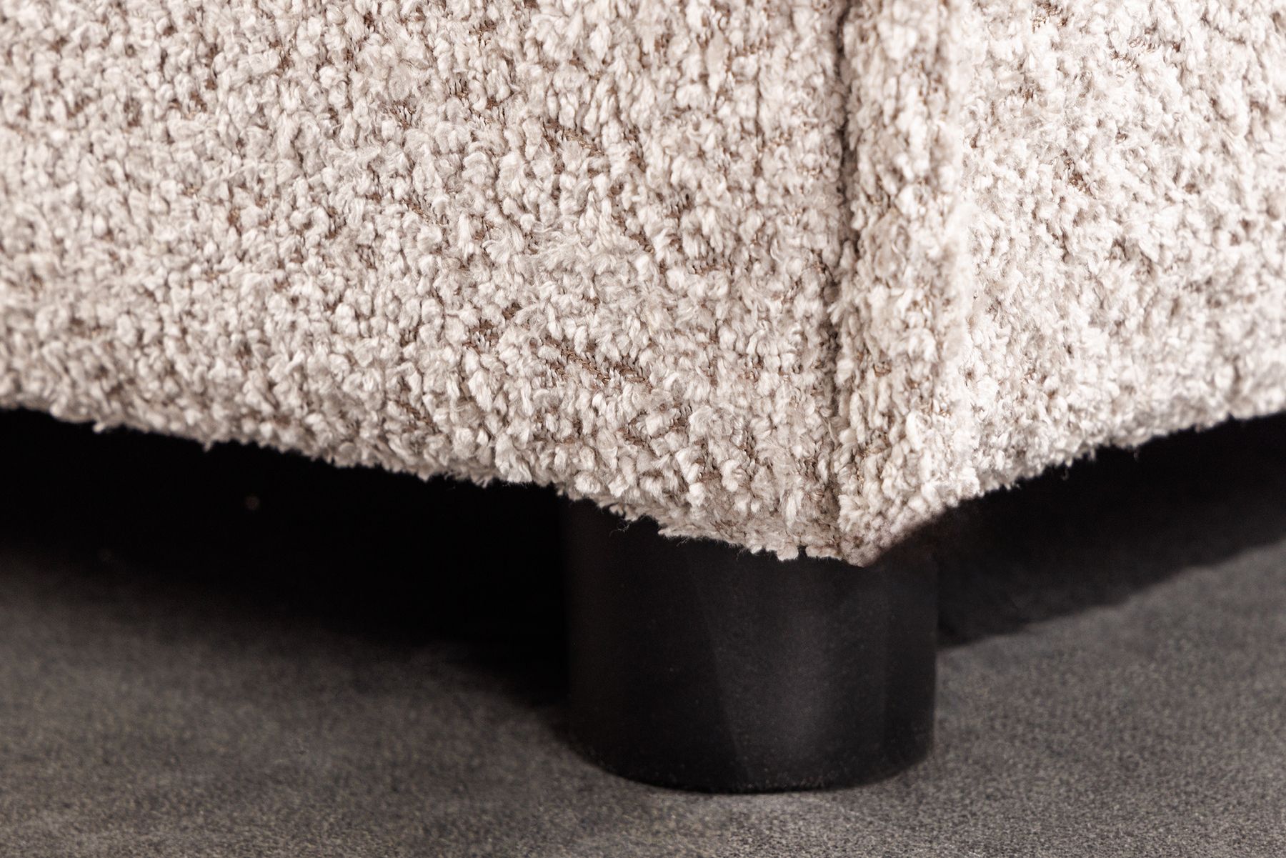 Großer Hocker HEAVEN 100cm champagner beige Bouclé Polsterhocker Federkern