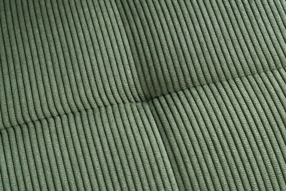 Moderner Design Stuhl TRES CHIC grün Cord schwarze Metallbeine Esszimmer