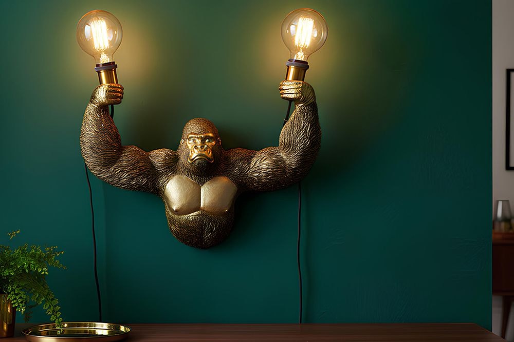 Moderne Wandlampe KING APE 50cm gold Affen-Skulptur handmade
