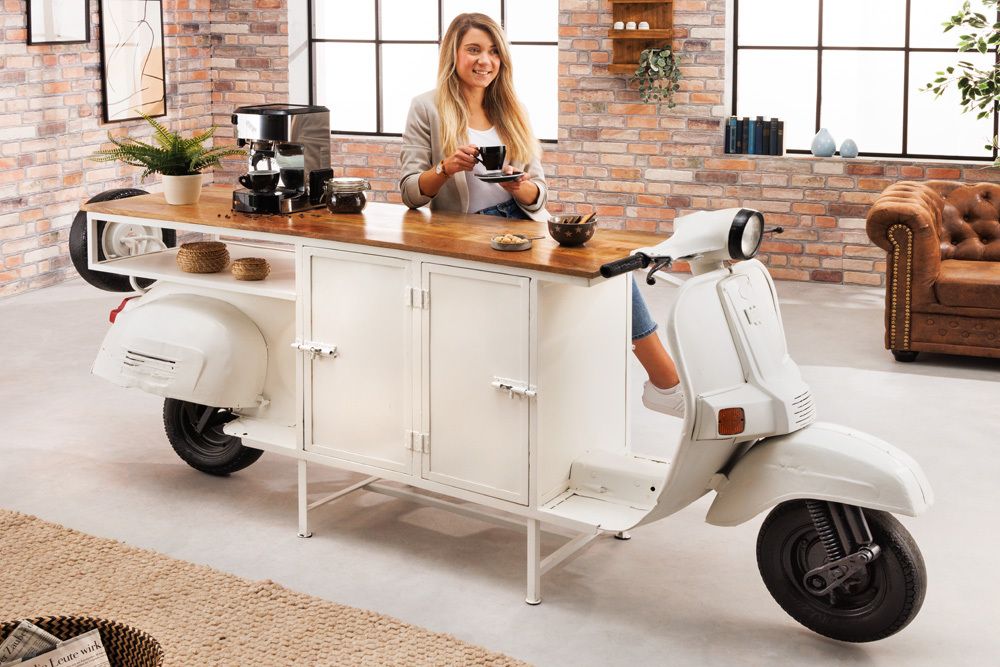 Extravaganter Barschrank SCOOTER 250cm weiß Retro-Konsole Motorroller mit Mangoholz Upcycling