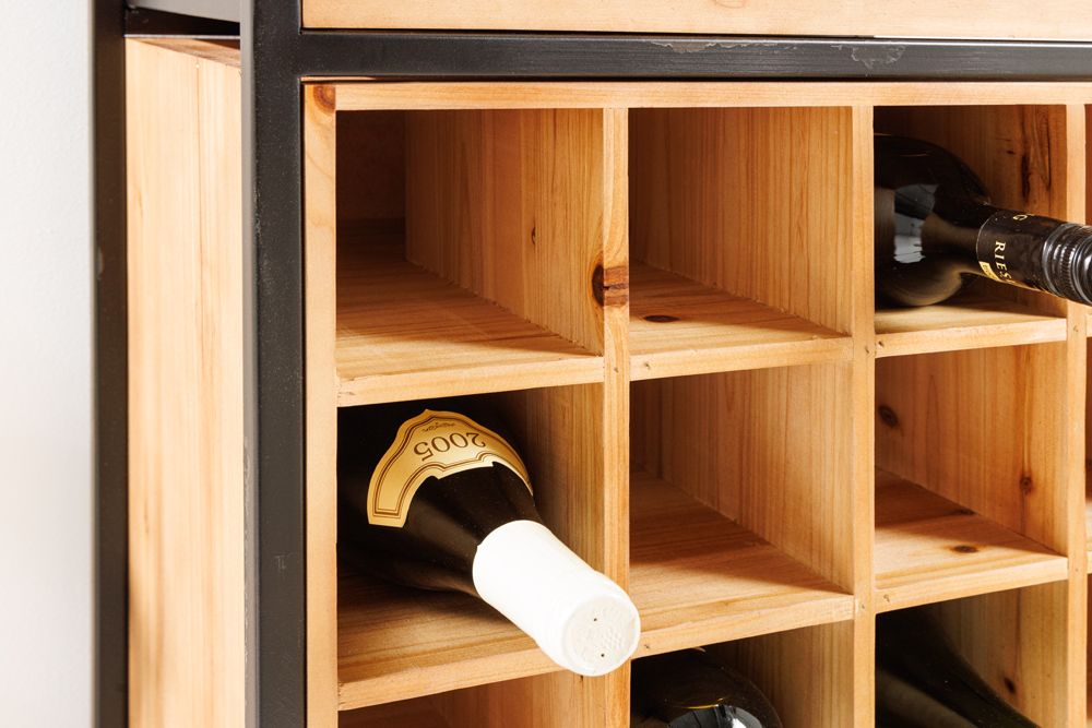 Massivholz Weinregal SEVENS SEAS 120cm natur Pinienholz schwarz Metall Flaschenregal