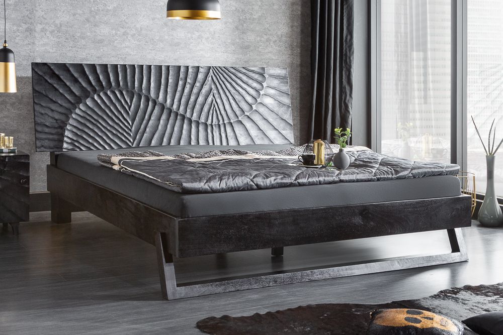 Design Bett SCORPION 180x200cm schwarz Mangoholz 3D Schnitzerei Massivholz Doppelbett
