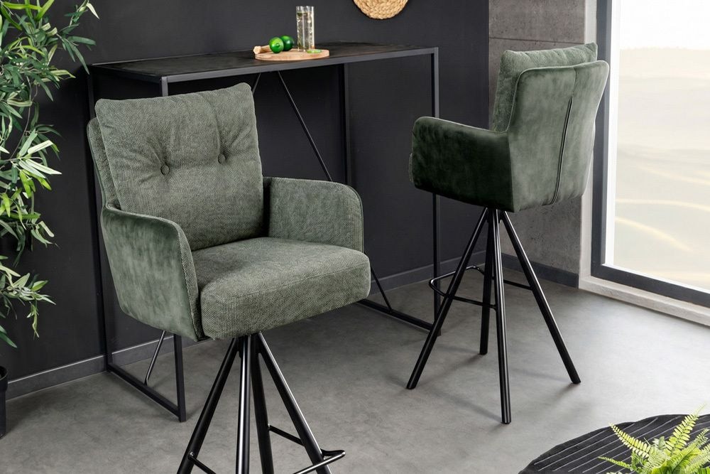 Drehbarer Design Barhocker BIG GEORGE grün Samt Taschenfederkern mit Armlehnen Metall