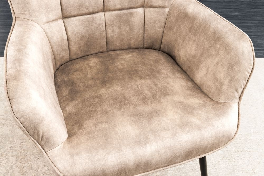 Moderner Sessel SCANDINAVIA champagner beige Samt schwarze Metallbeine mit Armlehne