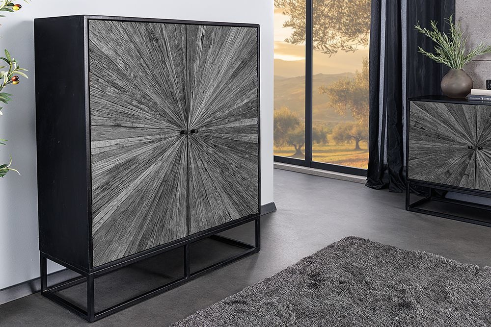 Massives Highboard BARRACUDA 120cm grau Mangoholz mit Teakholz-Front schwarz Metall