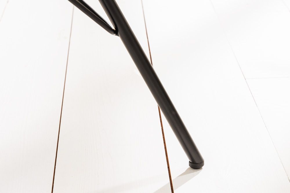 Design Stuhl SCANDINAVIA MEISTERSTÜCK creme Bouclé schwarze Metallbeine