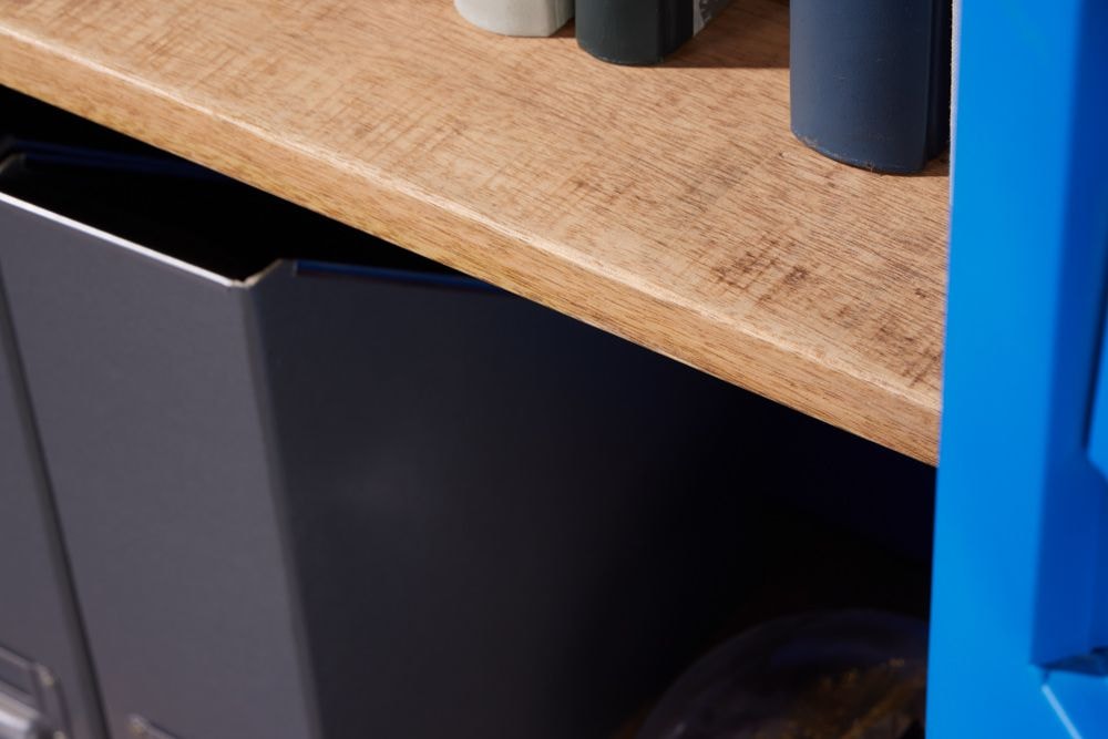 Design Aktenschrank GLOBETROTTER 180cm blau Eisen Container Upcycling Industrial