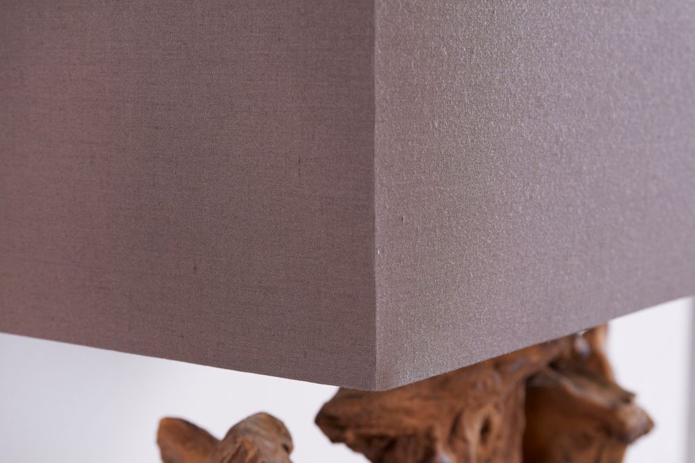 Handgefertigte Tischlampe ARAGON 50cm braun Treibholz-Fuß mit Leinenschirm