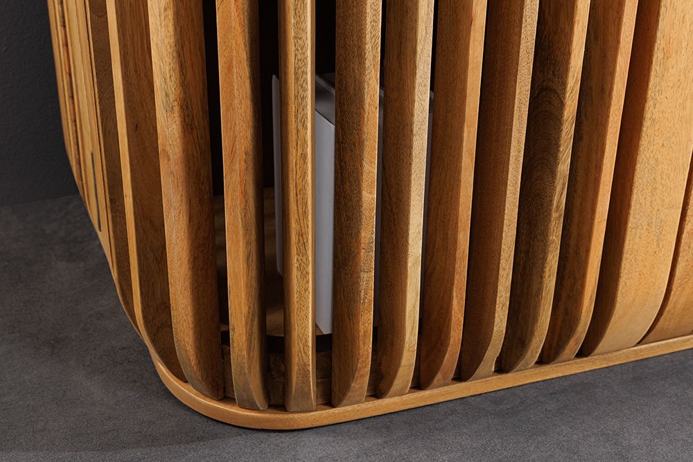 Massives Sideboard SCULPTURA 170cm natur Mangoholz mit abgerundeter Lamellenfront