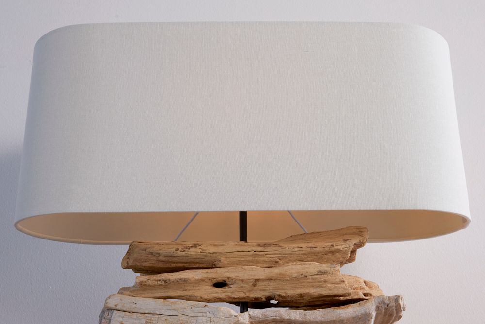 Handgearbeitete Treibholz Lampe RIVERINE 55cm creme Leinenschirm Tischleuchte
