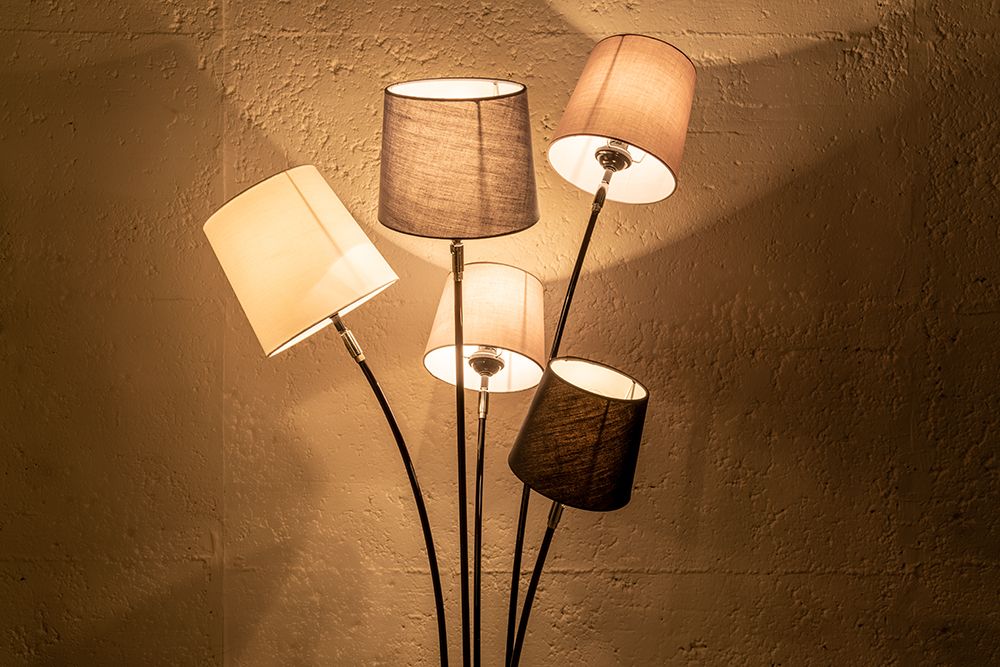 Design Stehlampe LEVELS 176cm schwarz grau mit 5 Leinenschirmen
