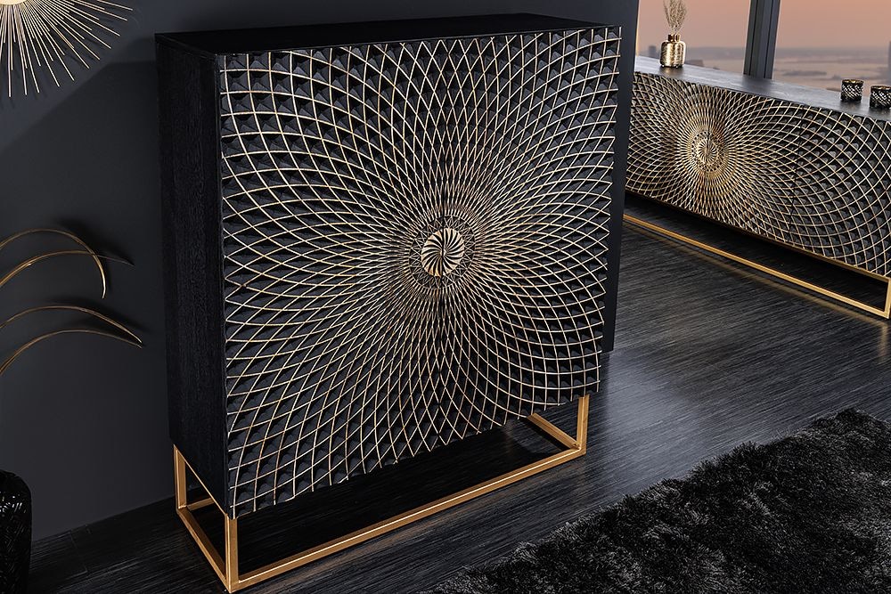 Design Highboard ILLUSION 120cm schwarz Mangoholz Massivholz mit 3D Schnitzereien gold Eisen Metallgestell