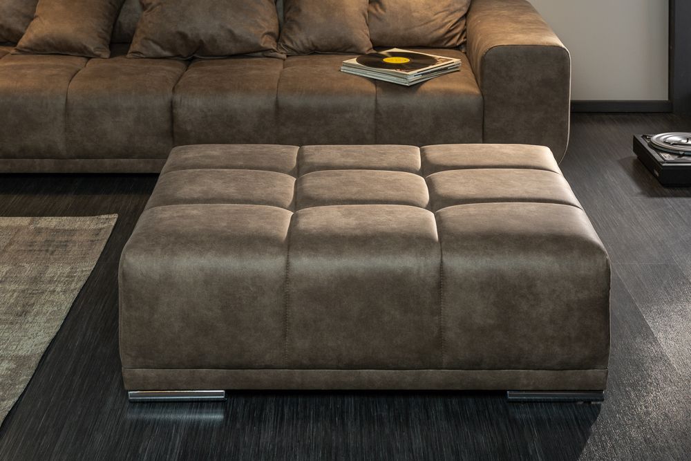 Extravaganter Hocker ELEGANCIA 110cm taupe mit Ziersteppung