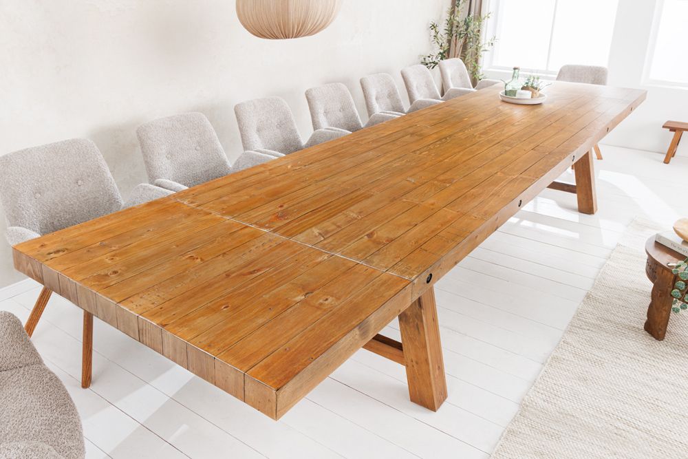 Massiver Esstisch FINCA 300-400cm vintage braun verlängerbar Pinienholz Bohlenoptik