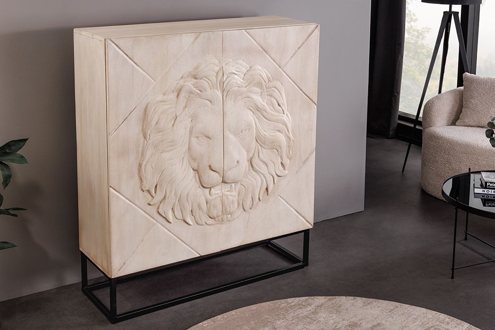Massives Highboard LION 120cm creme Mangoholz schwarz Metall 3D Schnitzereien Kunstwerk