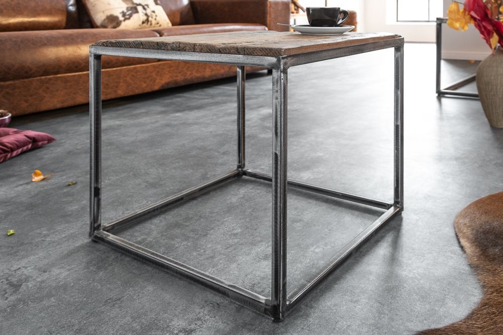 Industrial Beistelltisch BARRACUDA 40cm recyceltes Massivholz mit geflexten Beinen