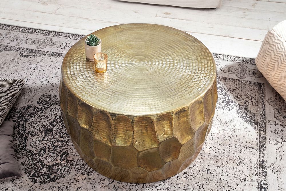 Runder Couchtisch ORGANIC ORIENT 70cm gold Metall Hammerschlag 3D-Design handmade