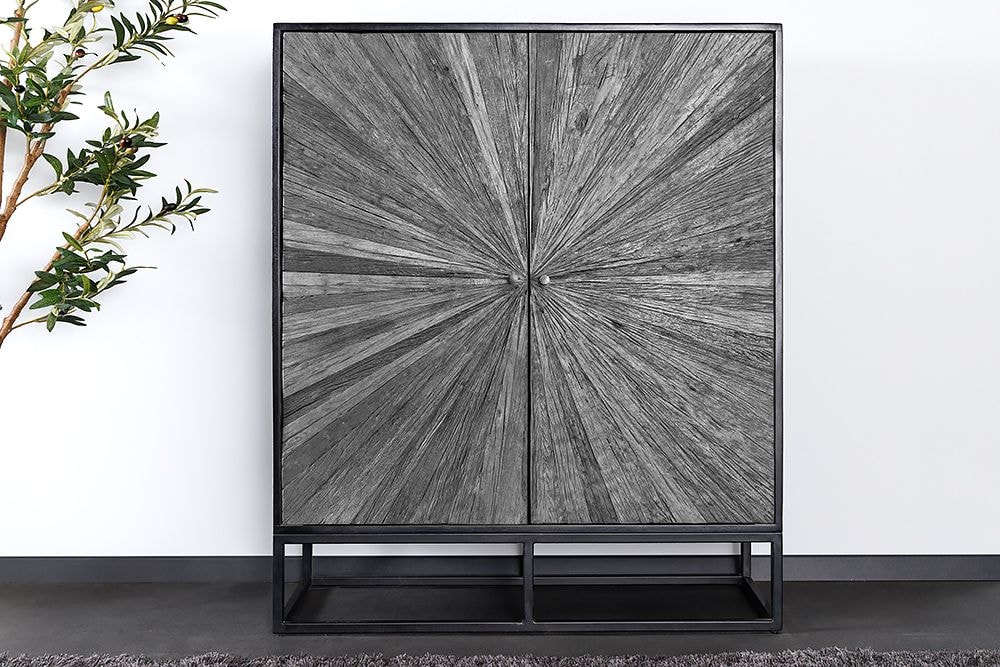Massives Highboard BARRACUDA 120cm grau Mangoholz mit Teakholz-Front schwarz Metall