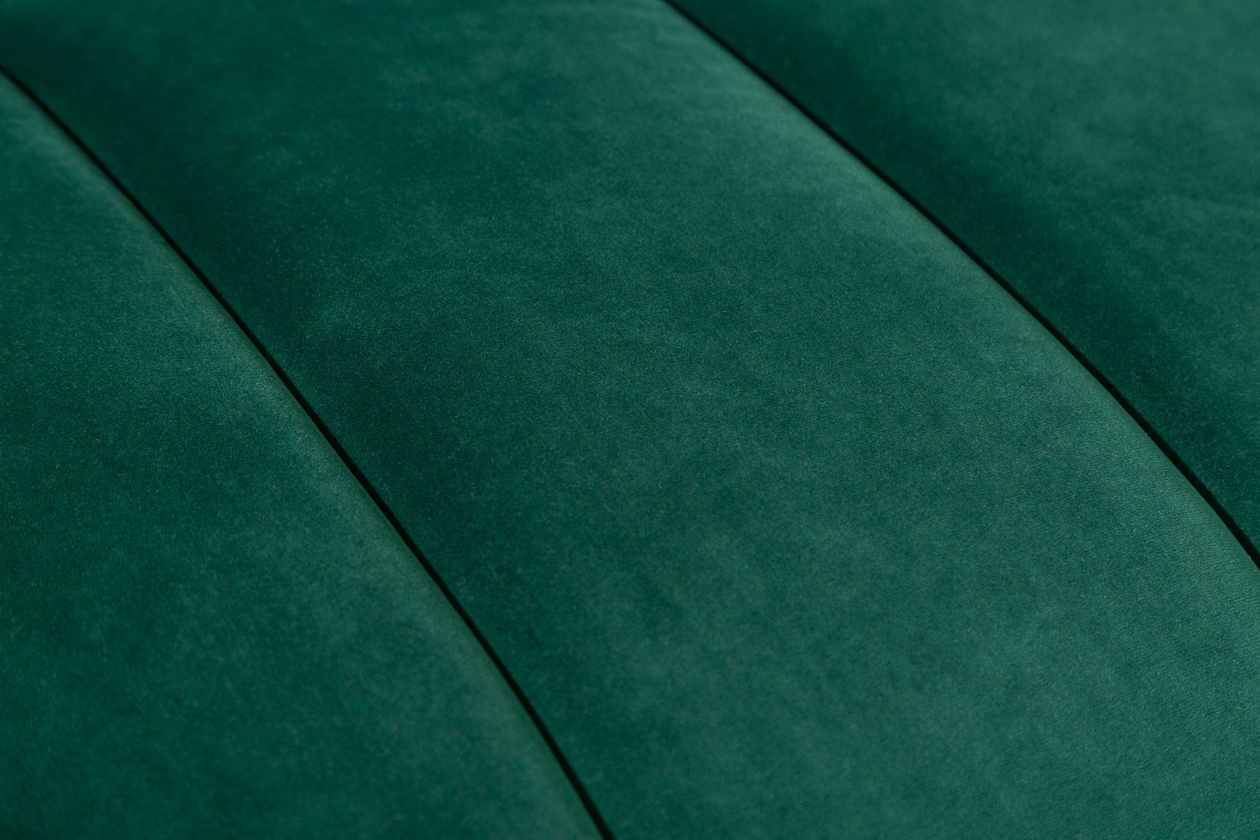 Design 3-Sitzer Sofa NOBLESSE 225cm smaragdgrün Samt Federkern goldene Metallfüße
