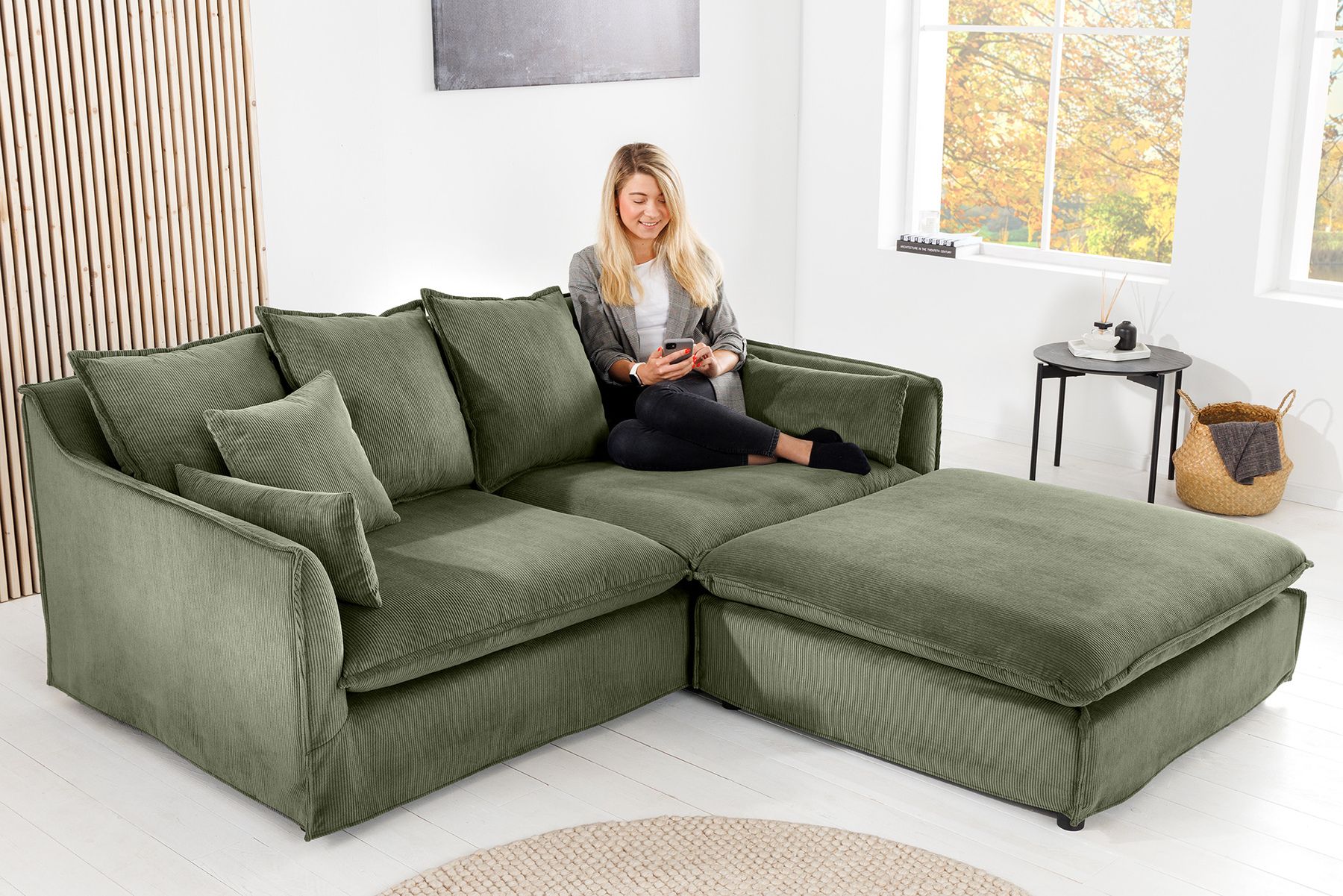 Großes 3-Sitzer Sofa HEAVEN 200cm grün Cord Federkern Hussensofa